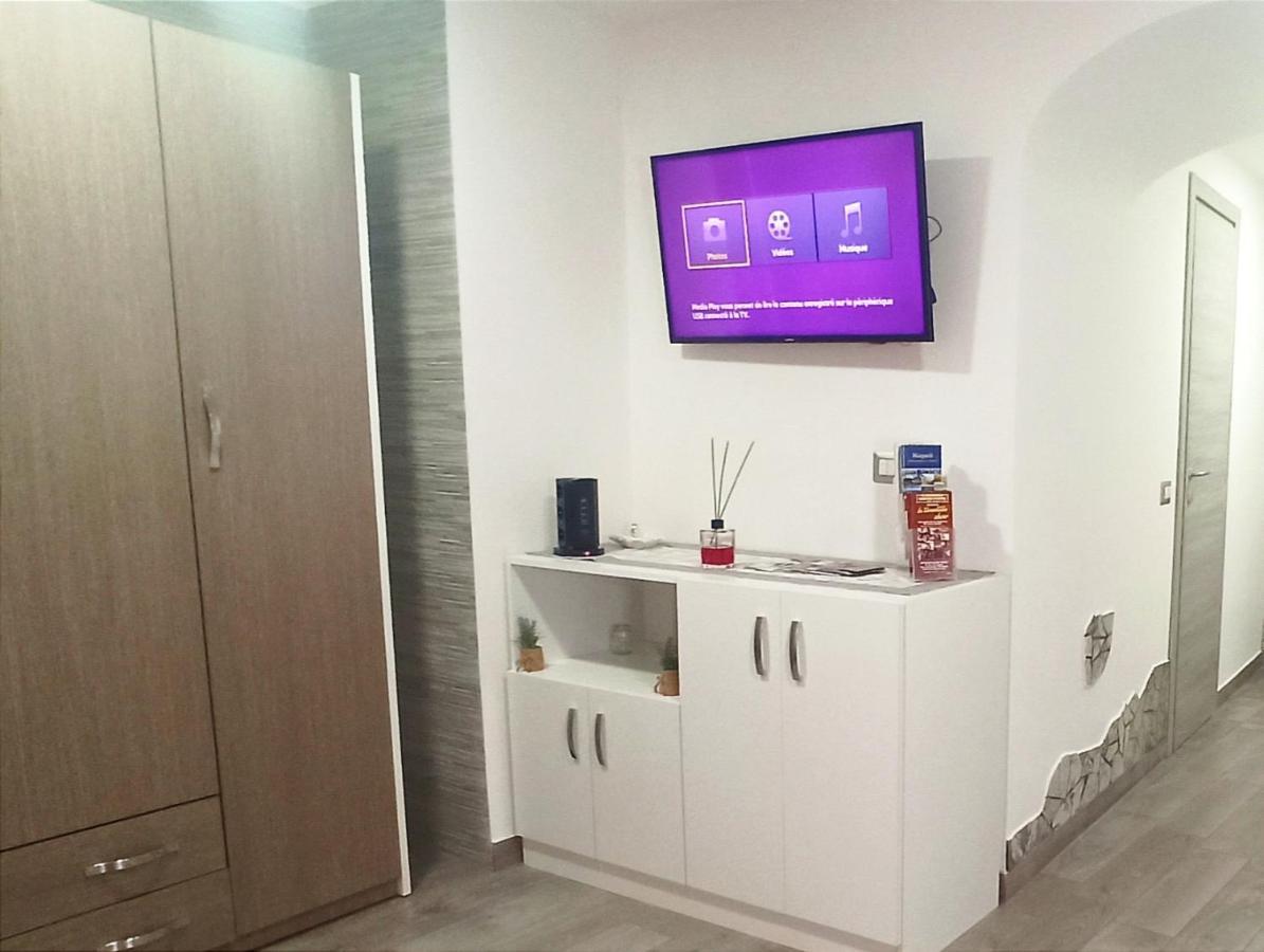 Apartmán Napoli Pop Chiaia Exteriér fotografie